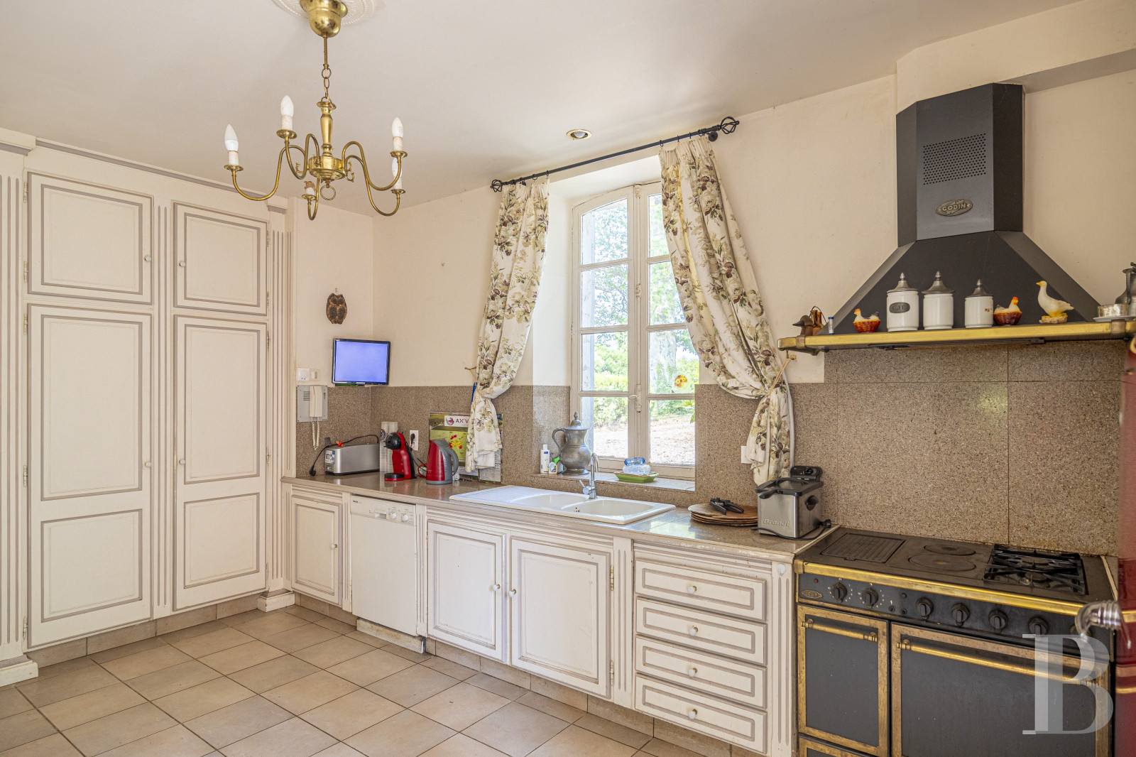 Au sud du Loiret, à Bonny-sur-Loire, un château d’inspiration Directoire entouré de bois - photo  n°16